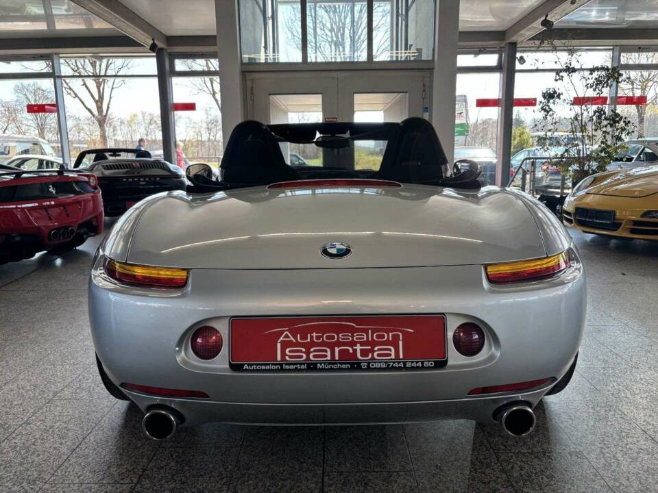 Bild 26/34 von BMW Z8 (2000)
