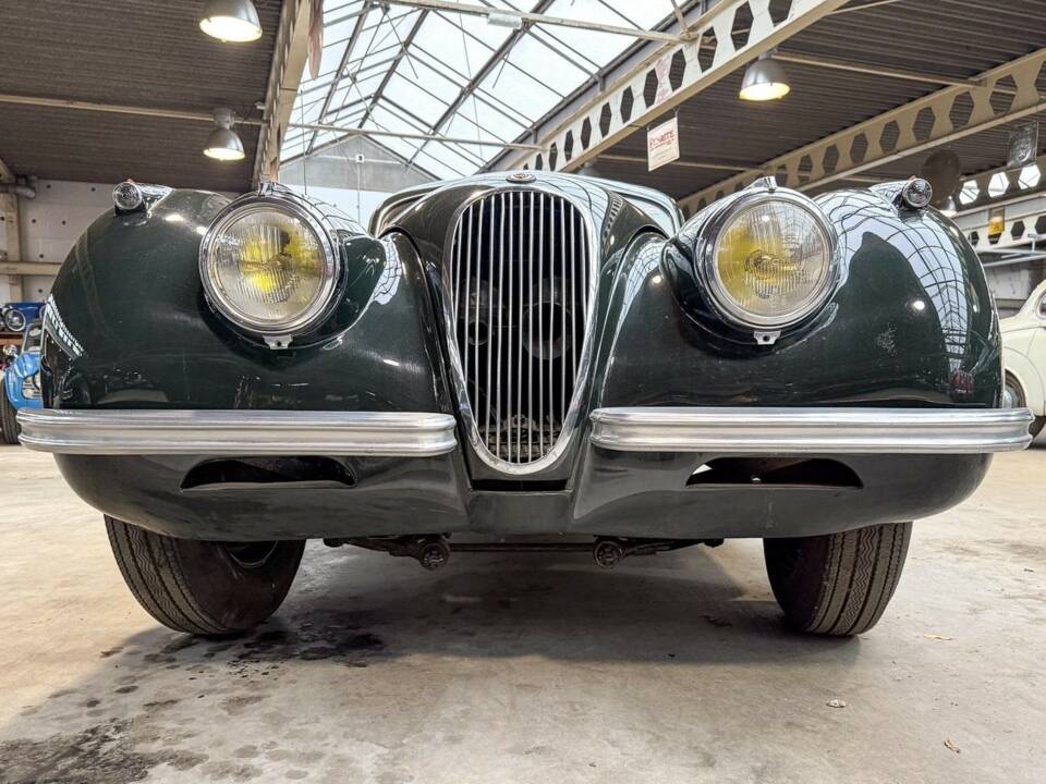 Image 26/28 of Jaguar XK 120 FHC (1953)