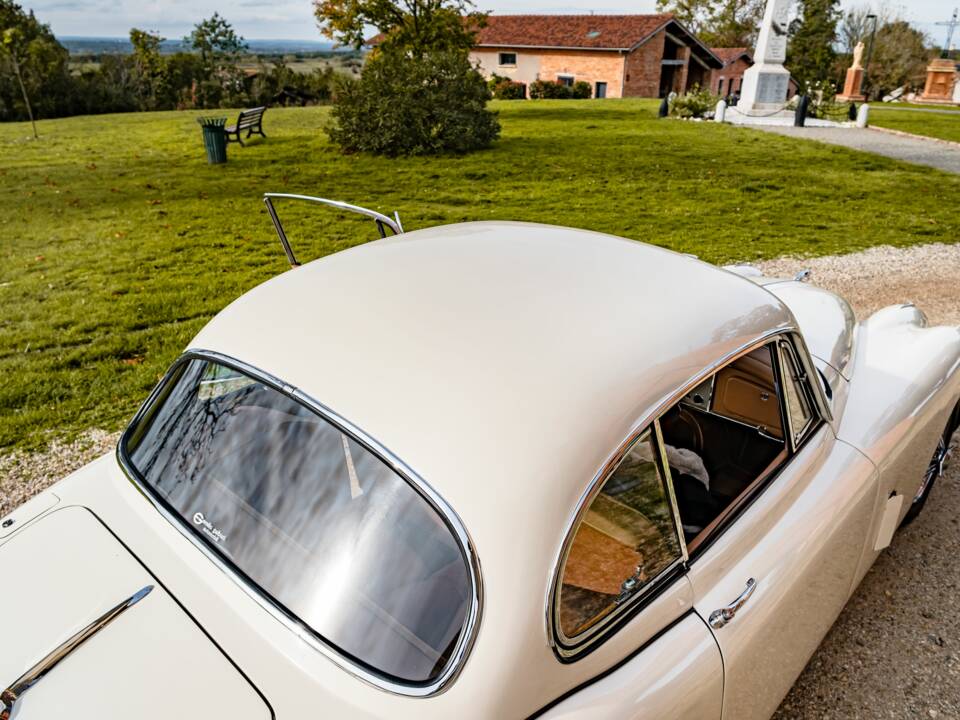 Bild 17/100 von Jaguar XK 150 DHC (1959)