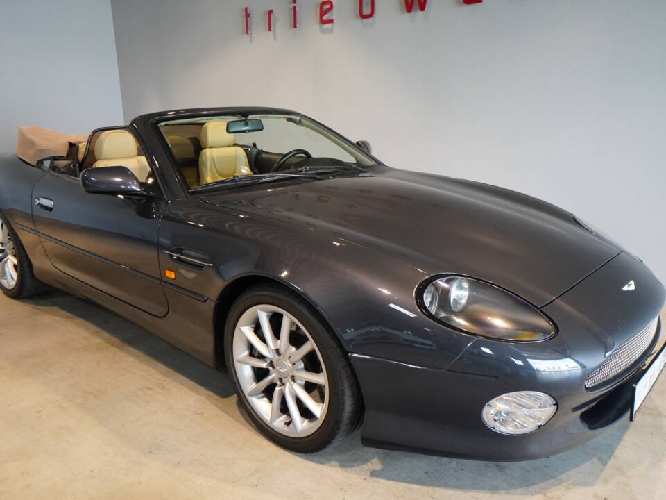 Bild 16/22 von Aston Martin DB 7 Vantage Volante (2002)