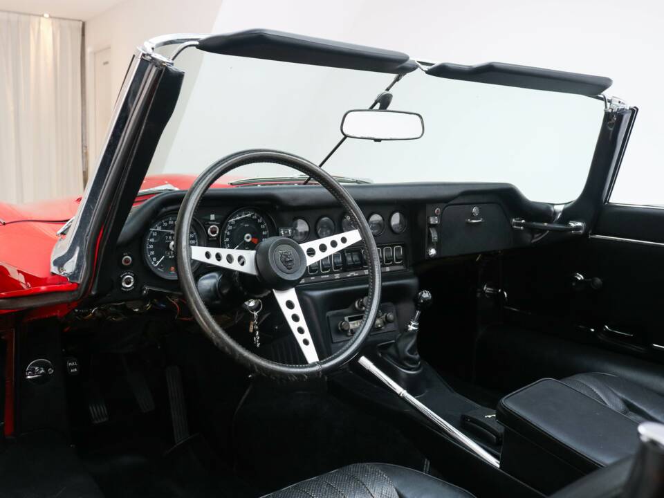 Bild 7/48 von Jaguar E-Type V12 (1973)