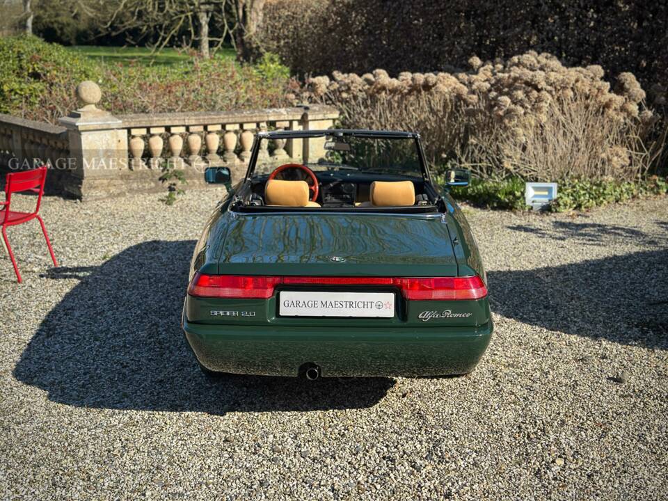 Image 25/100 de Alfa Romeo 2.0 Spider (1993)
