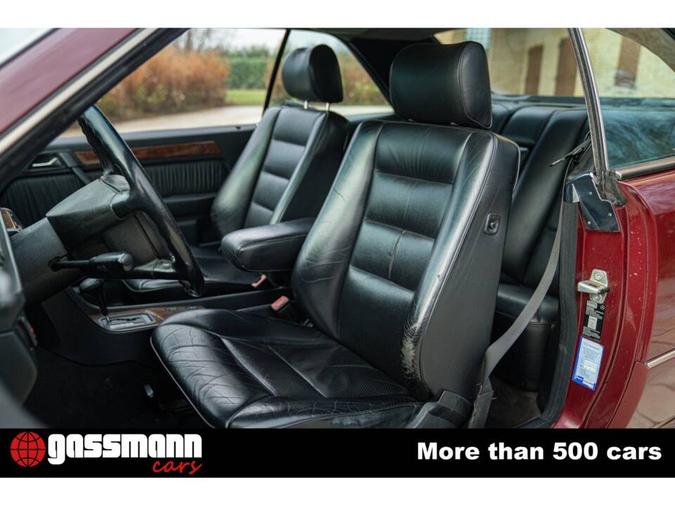 Image 9/15 of Mercedes-Benz 300 CE-24 (1991)