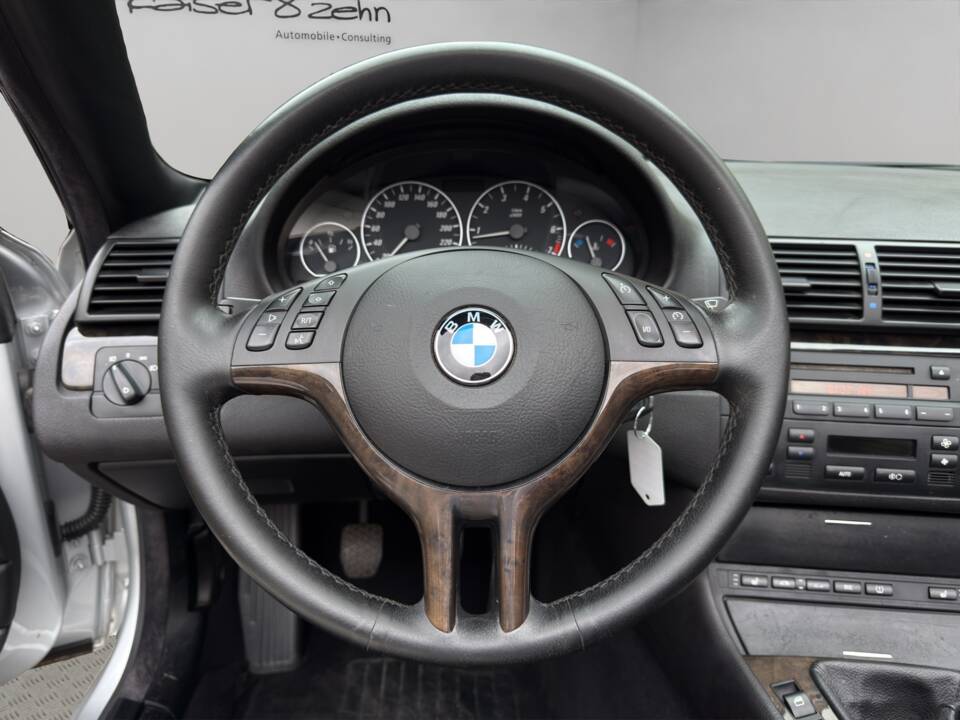 Bild 15/41 von BMW 320Ci (2006)
