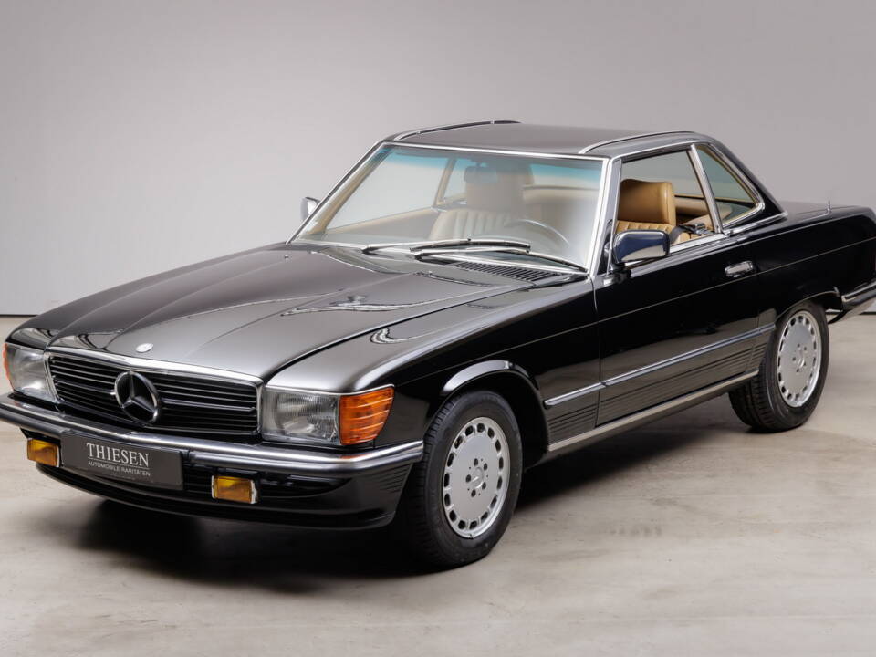 Image 2/36 de Mercedes-Benz 560 SL (1987)