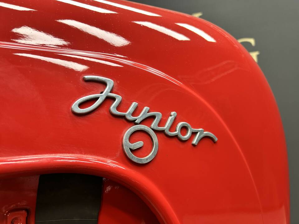 Image 23/50 of Porsche-Diesel Junior K (1961)