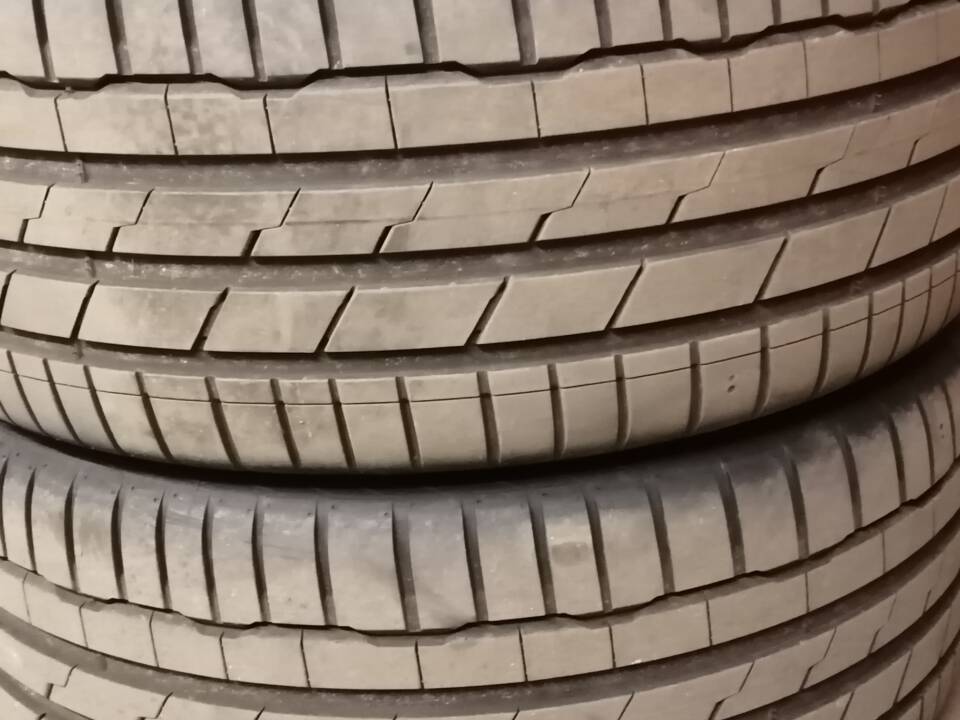 Image 24/26 of Mercedes-Benz CL 500 (2008)