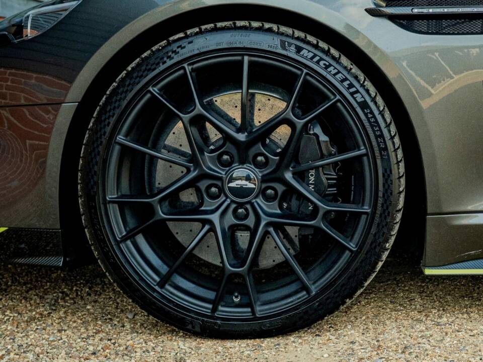 Imagen 7/52 de Aston Martin Rapide AMR (2020)