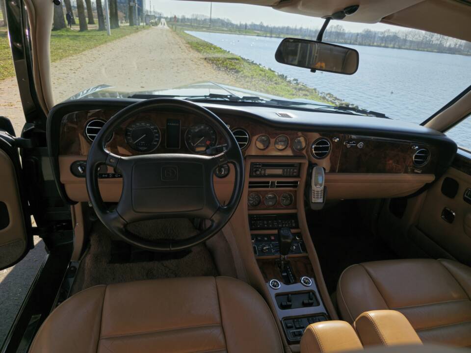 Image 25/33 of Bentley Turbo R lang (1992)
