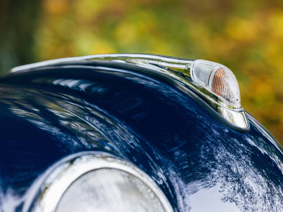 Image 56/199 of BMW 502 - 3.2 Litre (1961)