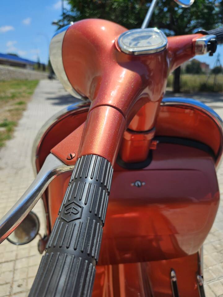 Immagine 12/88 di Motovespa Vespa 125 SL (1975)