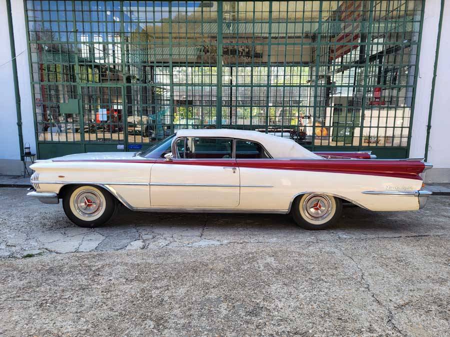 Image 2/44 of Oldsmobile 98 Convertible (1959)