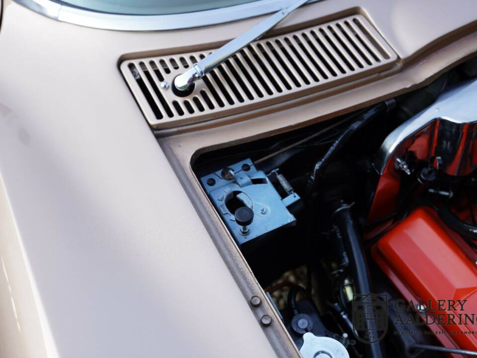 Immagine 46/50 di Chevrolet Corvette Sting Ray (1963)