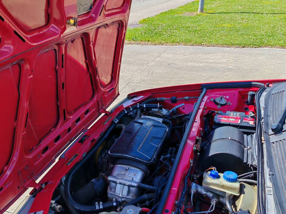 Bild 31/31 von Alfa Romeo 33 - 1.3 S (1989)