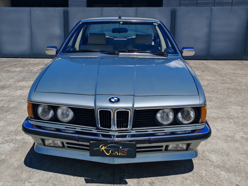 Image 2/50 of BMW 635 CSi (1981)