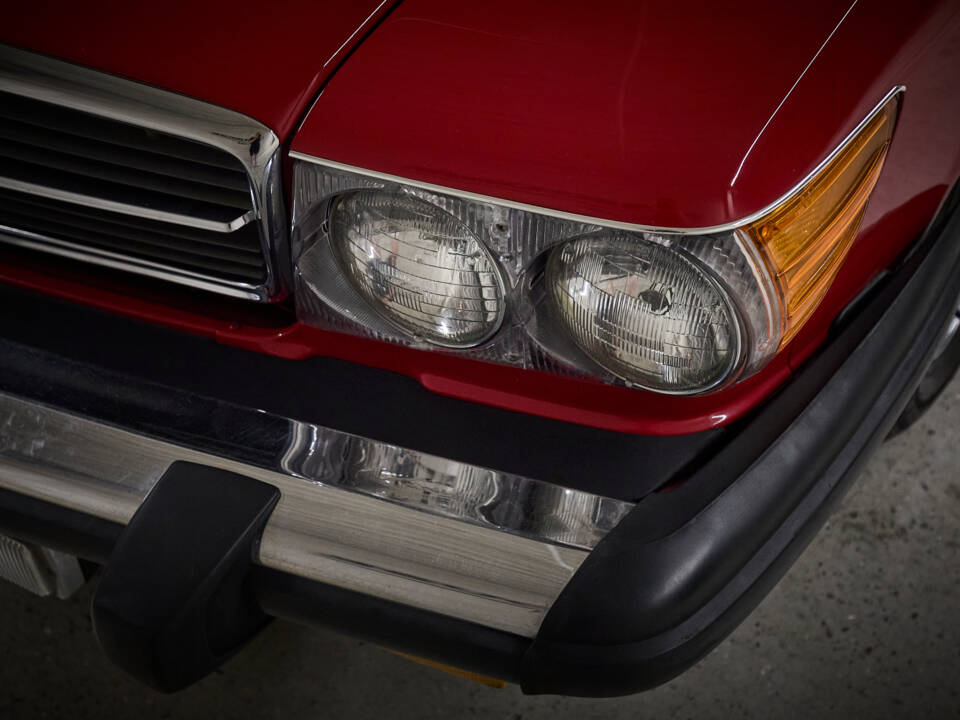 Image 31/89 of Mercedes-Benz 560 SL (1986)
