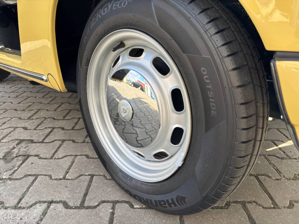 Image 21/70 of Porsche 912 (1965)