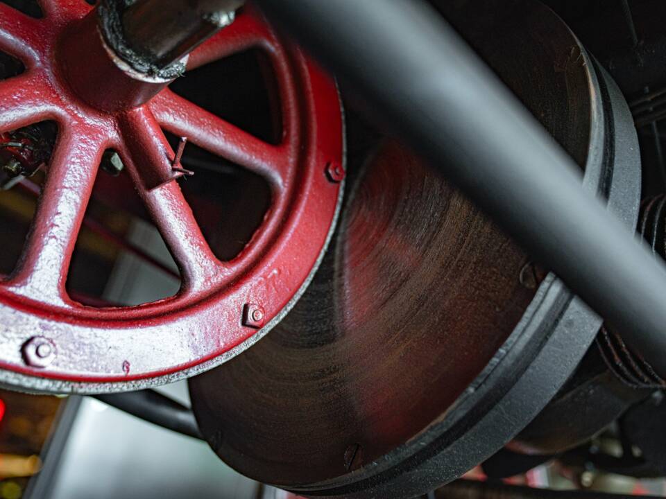 Image 37/45 of Sears 14 HP (1910)