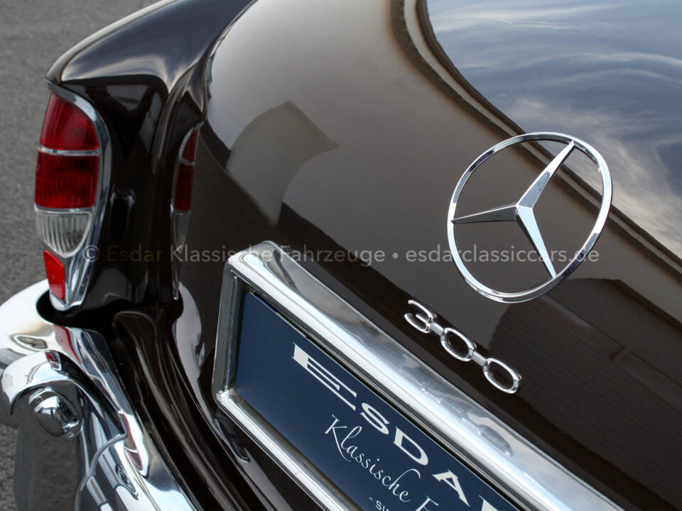 Image 31/39 of Mercedes-Benz 300 d (1961)