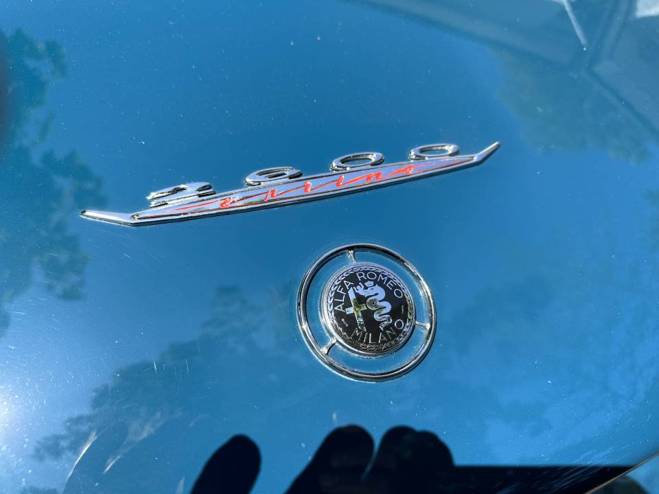 Bild 10/43 von Alfa Romeo 2600 Sprint (1966)