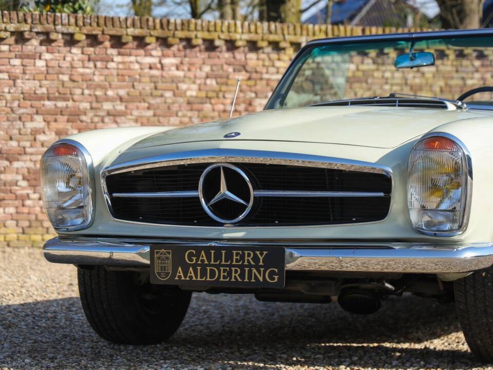 Bild 50/50 von Mercedes-Benz 230 SL (1967)