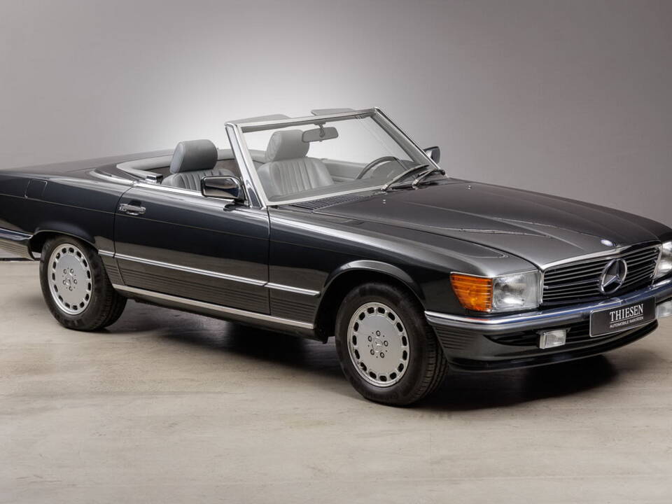 Image 4/44 of Mercedes-Benz 300 SL (1988)