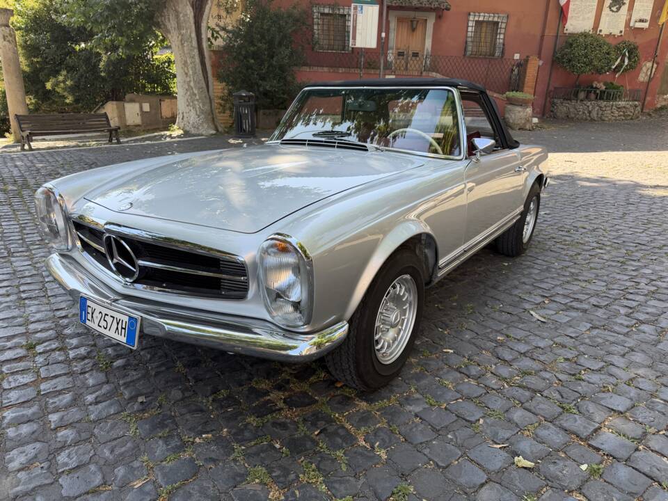Bild 1/97 von Mercedes-Benz 280 SL (1969)