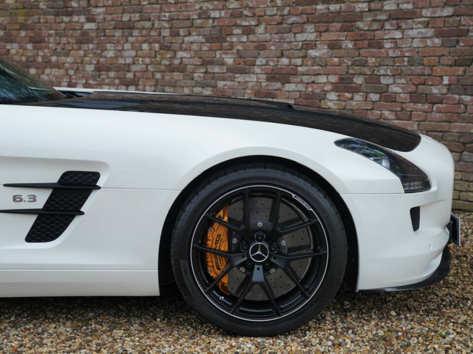 Image 49/50 of Mercedes-Benz SLS AMG GT &quot;Final Edition&quot; (2014)