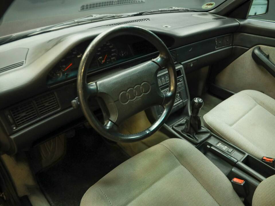 Image 6/50 de Audi 100 - 2.3E quattro (1990)