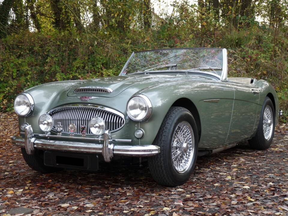 Image 6/32 of Austin-Healey 3000 Mk II (BT7) (1962)