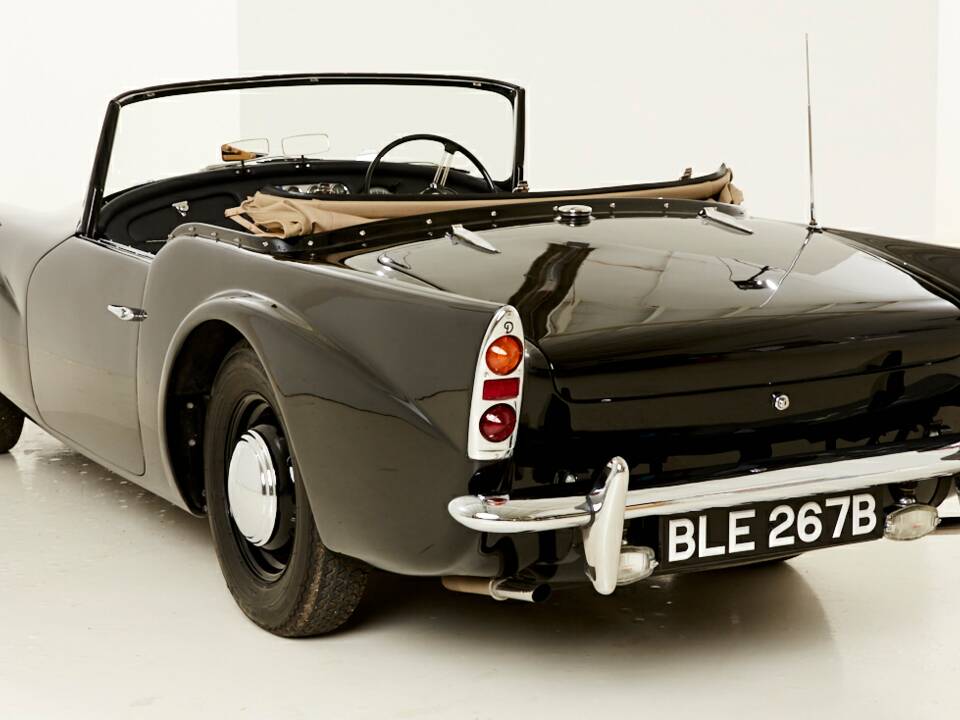 Immagine 16/19 di Daimler SP 250 (1964)