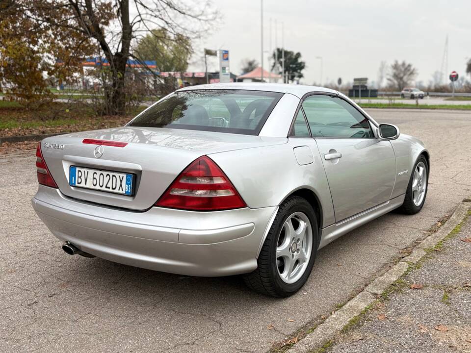 Image 6/11 of Mercedes-Benz SLK 230 Kompressor (1998)