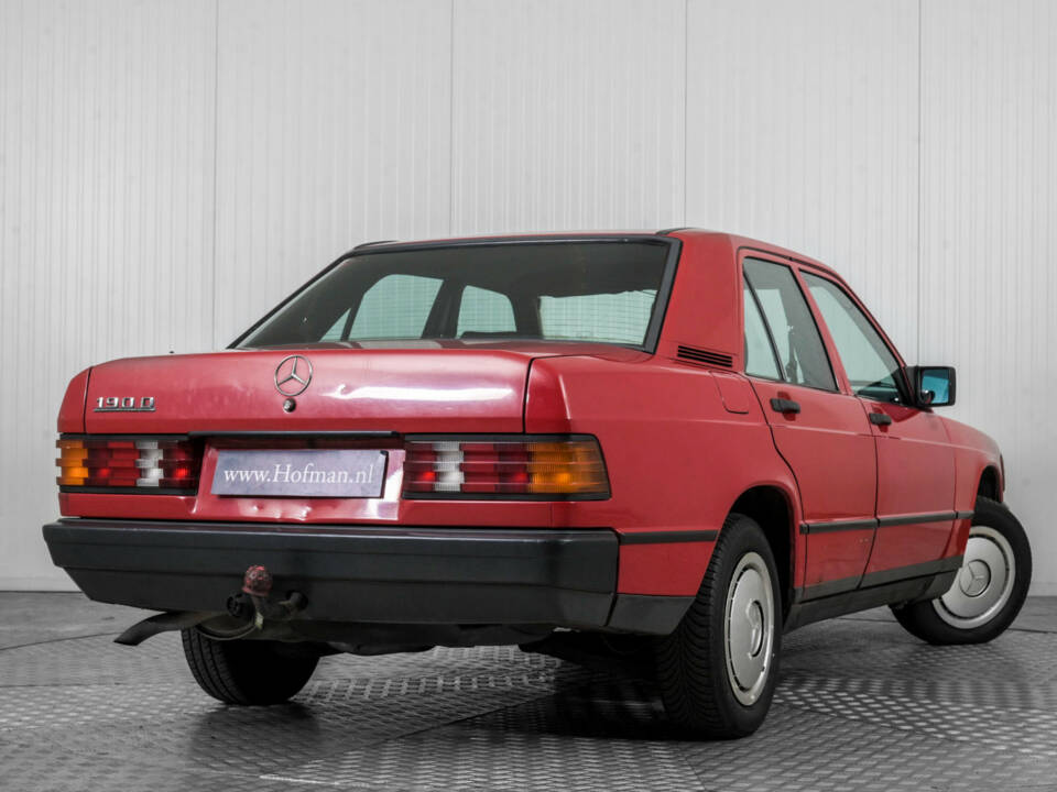 Imagen 42/50 de Mercedes-Benz 190 D (1984)