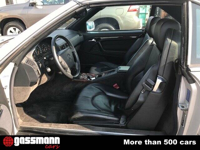Image 9/15 of Mercedes-Benz SL 320 (1996)