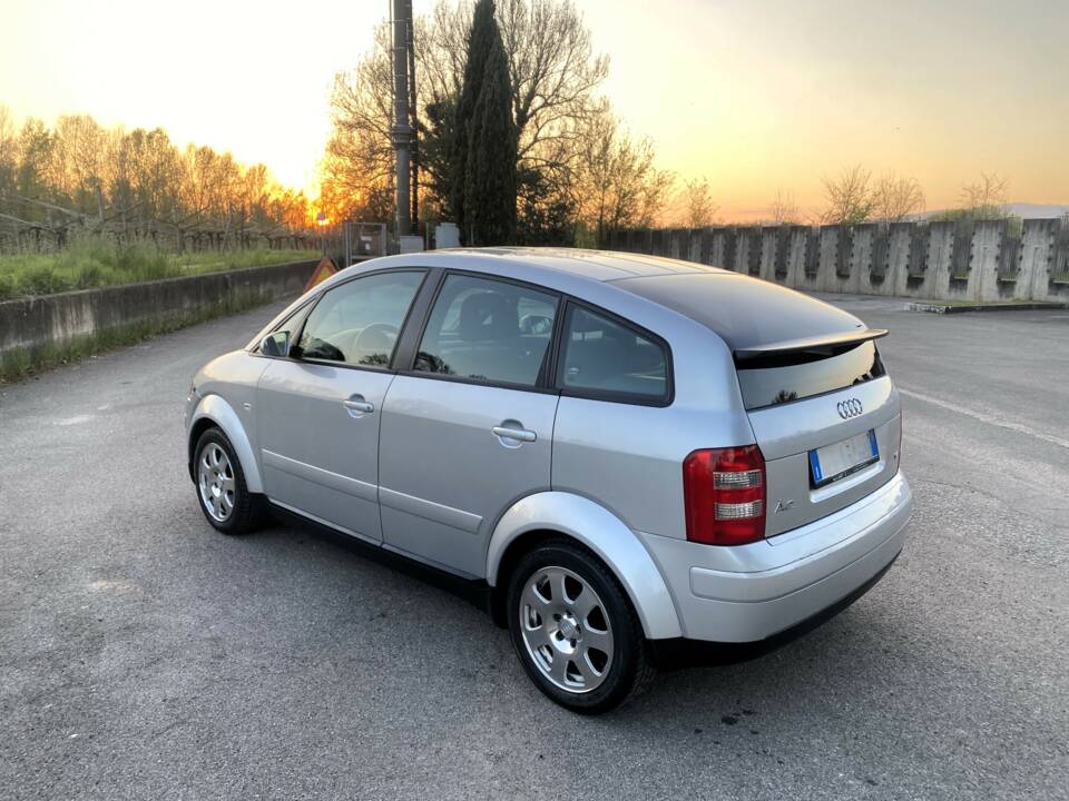 Image 4/6 of Audi A2 1.4 (2001)