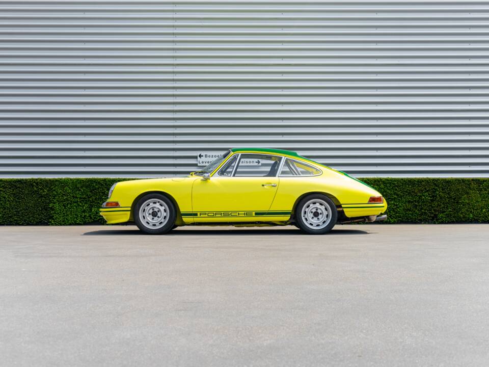 Image 15/34 of Porsche 911 2.0 L (1967)