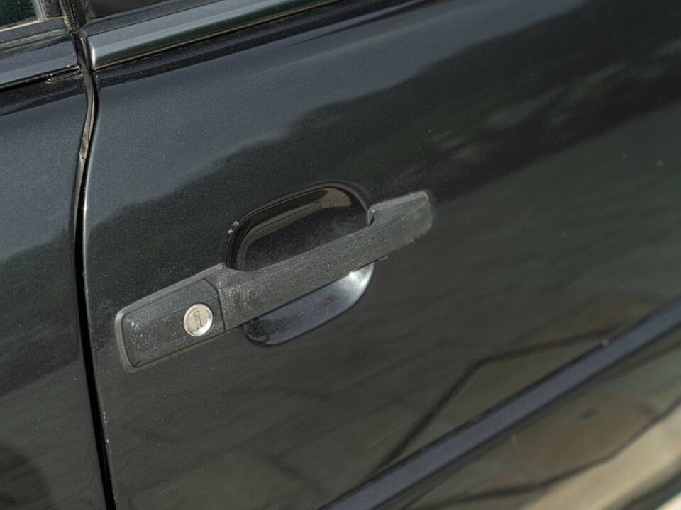 Image 21/50 of Mercedes-Benz 300 SL (1990)