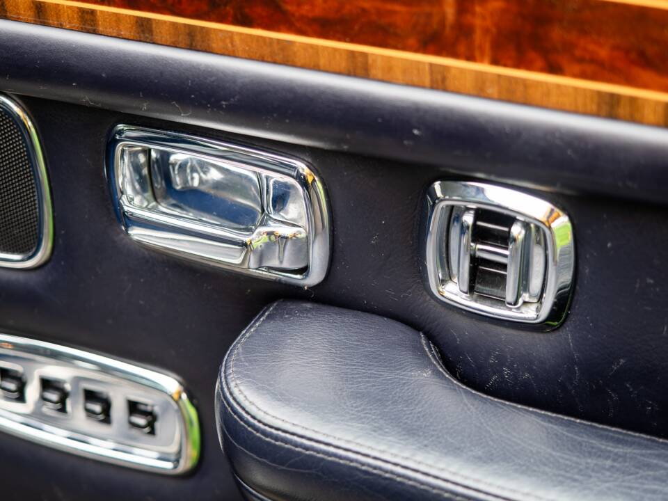 Bild 22/50 von Rolls-Royce Silver Spur Park Ward (1999)