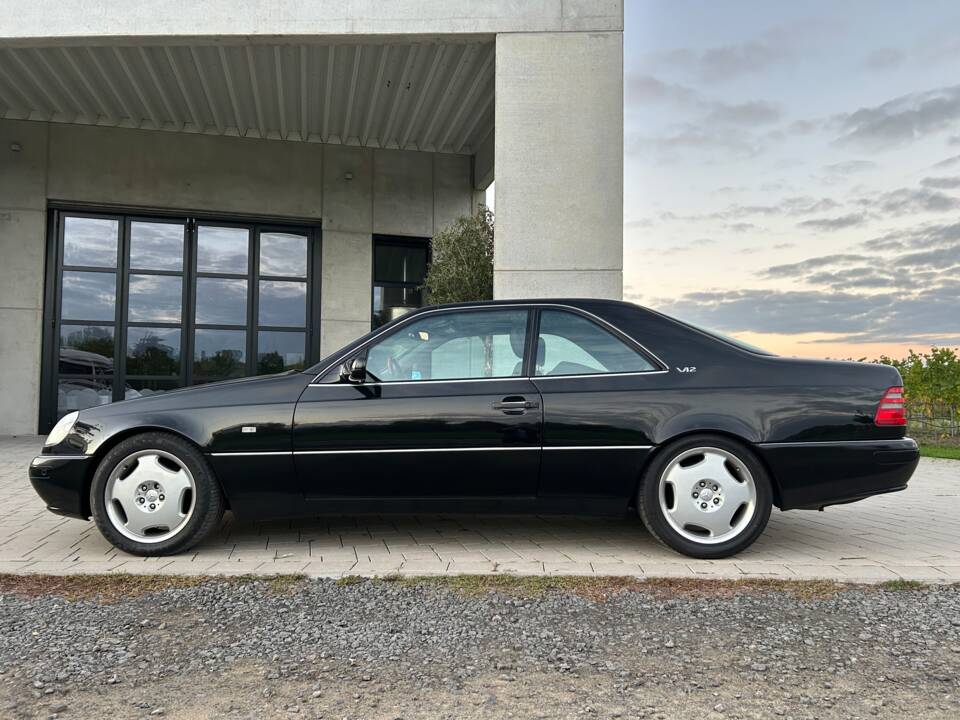 Bild 2/18 von Mercedes-Benz CL 600 (1998)