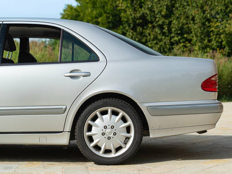 Afbeelding 13/50 van Mercedes-Benz E 430 (2000)