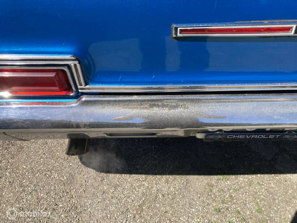 Image 31/45 of Chevrolet Impala Sport Coupe (1967)