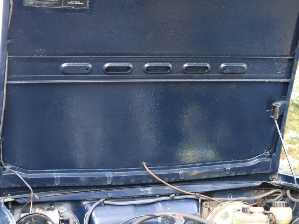 Image 36/50 of Alfa Romeo Giulia Nuova Super 1600 (1978)