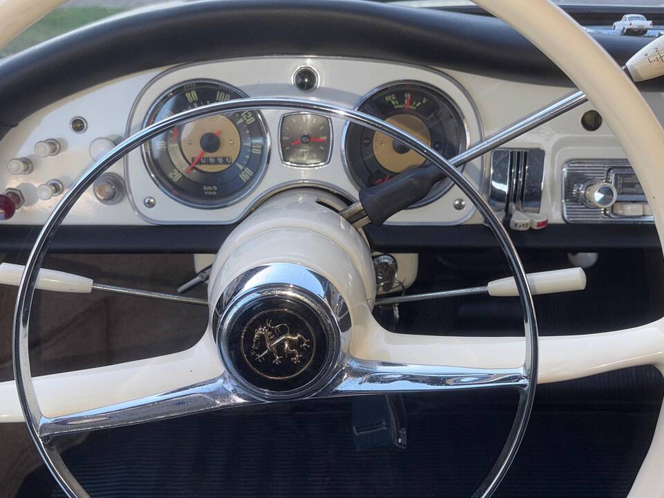 Imagen 19/29 de DKW Auto Union 1000 Spezial (1964)