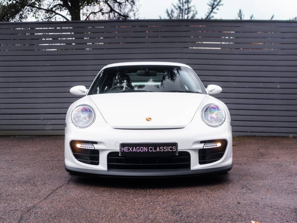 Bild 14/52 von Porsche 911 GT2 (2008)