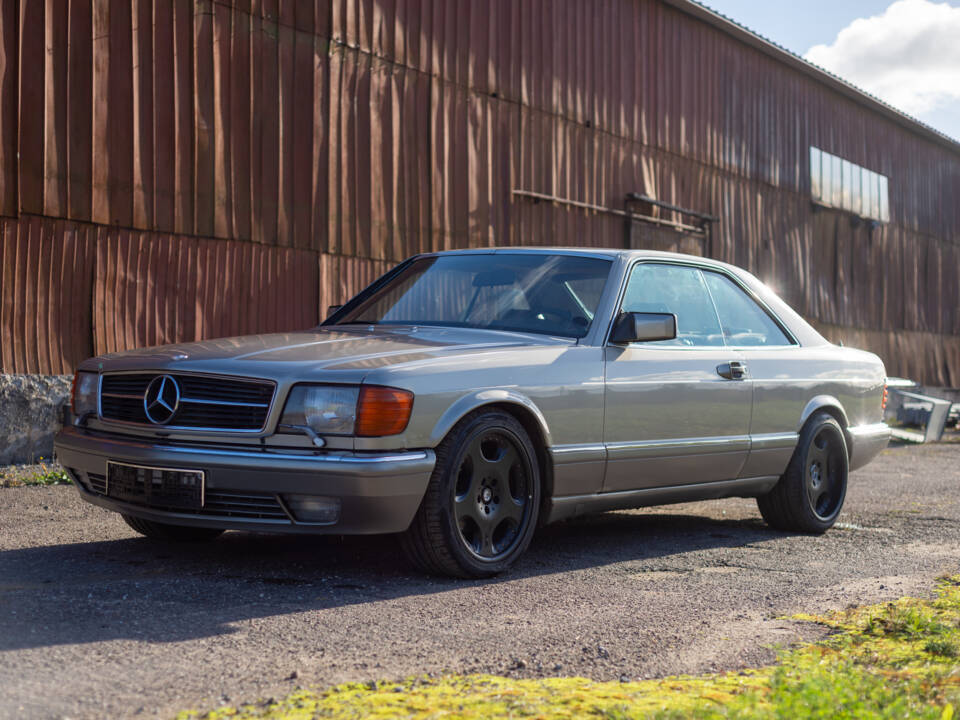 Image 1/95 of Mercedes-Benz 560 SEC (1985)
