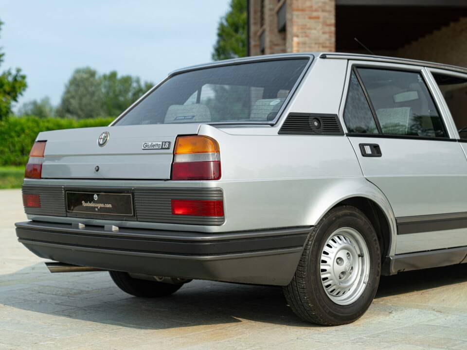 Imagen 22/50 de Alfa Romeo Giulietta 1.8 (1985)