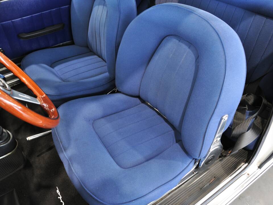 Image 22/32 of Lancia Fulvia 1.3 S (1973)