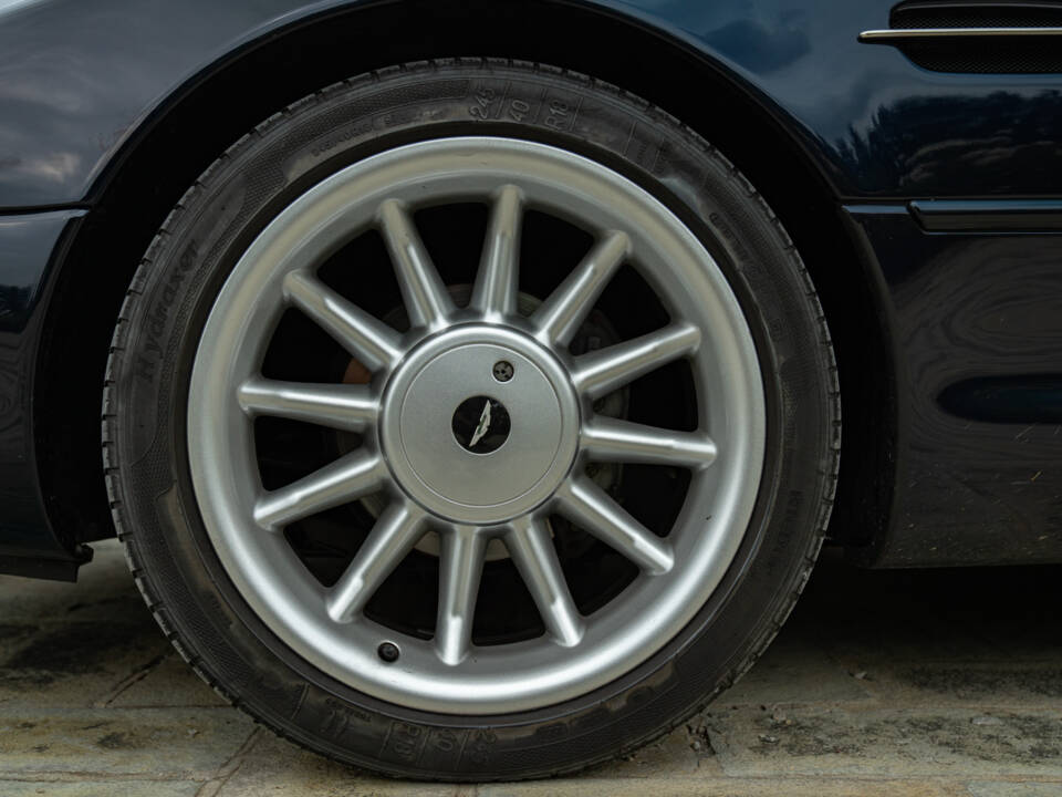 Bild 10/37 von Aston Martin DB 7 Volante (1998)