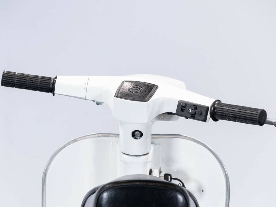Immagine 25/50 di Piaggio Vespa 50 Special (1978)