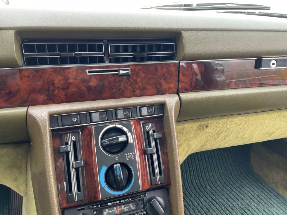 Bild 24/45 von Mercedes-Benz 450 SEL 6,9 (1978)